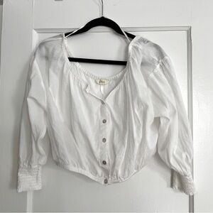 White thin cotton puff cropped blouse